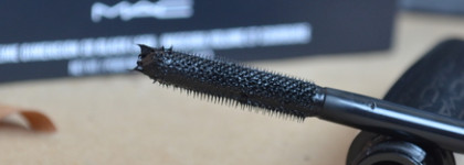 Очень красивые ресницы с тушью MAC In Extreme Dimension 3D Black Lash Mascara