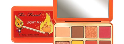 Too Faced решили заполонить рынок маленькими палетками Light My Fire Eyeshadow Palette и Kitty Likes to Scratch Mini Eyeshadow Palette Fall Winter 2020