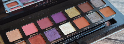 Косметичка января «Гости, елка, новый год и безудержное веселье»