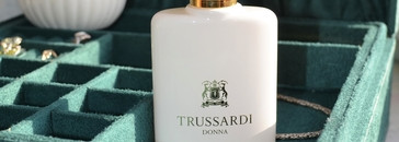 Сама женственность - Trussardi Donna EDP