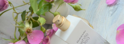 Нежный и девичий White Tea Wild Rose EDT от Elizabeth Arden
