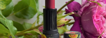 Сложная роза в нереальном оттенке Lime Crime Perless оттенок Third eye