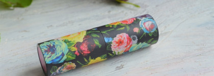 Сложная роза в нереальном оттенке Lime Crime Perless оттенок Third eye