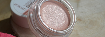 Не будь пандой с корректором Catrice Under Eye Brightener