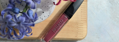 Забытый, но такой идеальный блеск для губ Artdeco Lip Brilliance Long Lasting Lip Gloss № 10 Brilliant Carmine