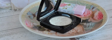 Люкс Chanel Camelia De Plumes Poudre illuminatrice Highlighting Powder #Platine