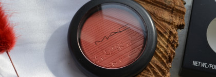 Такие яркие и весенние MAC Extra Dimension Blush в оттенке Cheeky Bits