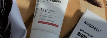 Санскрин с глутатионом Medi-Peel Bio-Intense Glutathione Mela Toning Sun Cream Spf50+ PA++++