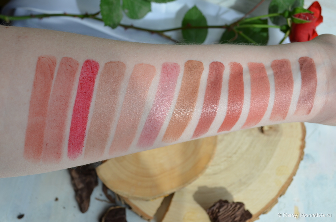 Mull It Over, Brickthrough, Ruby woo, Signature Move, Thanks, It’s MAC, Capricious, S'sexy, Creme In Your Coffee, Mocha, Kinda sexy, Velvet Teddy, Whirl