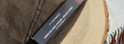 Матовая для осени MAC Powder Kiss Liquid Lipcolour - Over The Taupe