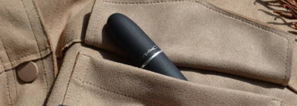 Пудрово - матовая помада MAC Powder Kiss Lipstick - Brickthrough