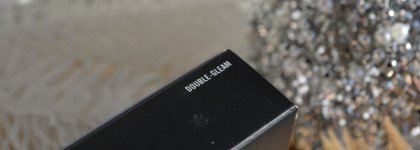 Самый универсальный среди доступных MAC Extra Dimension Skinfinish - Double - Gleam