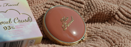 Лучшие этой осенью вельветовые румяна Too Faced Cloud Crush Blush - Velvet Crush