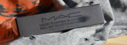 Магический серый MAC Squirt Plumping Gloss Stick в оттенке 14 Jet
