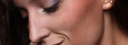 Max Factor False Lash Effect Full Lashes Natural Look Mascara Black в макияже на каждый день