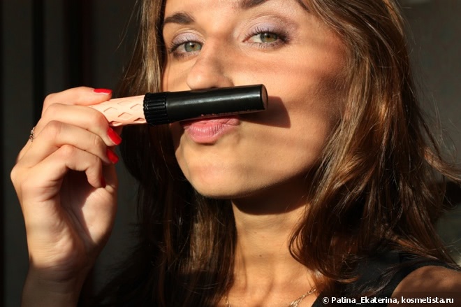 Забудьте о щипчиках для ресниц с тушью Benefit Roller Lash Mascara Black
