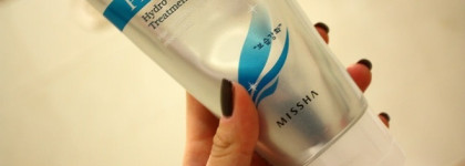 Missha Rcure Hydro Moisturizing Treatment & Dong Baek Gold Premium Rinse