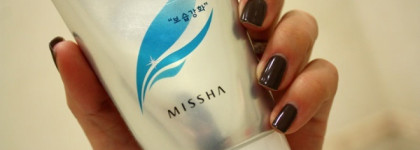 Missha Rcure Hydro Moisturizing Treatment & Dong Baek Gold Premium Rinse