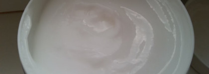 Маска для поврежденных и истощенных волос Schwarzkopf Essence Omega Repair