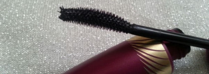 Тушь для ресниц MaxFactor Clump Defy Extensions False Lash Effect (тон Black)