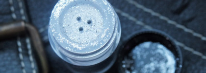 Макияж глаз с помощью глиттера NYX