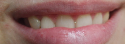 Помада Oriflame Coloure Unlimited Lipstick Super Matte №33365 Perenial Pink