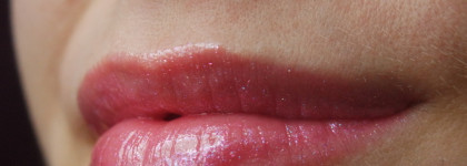 Увлажняющий бальзам для губ Dior Addict Lip Glow № 010 Holo Pink