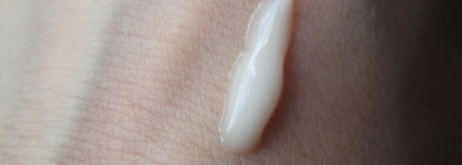 Увлажняющий гель для лица с ароматом персика Yves Rocher Peach Creamy Gel