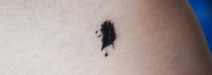 Тушь Yves Saint Laurent Baby Doll Luxurious Mascara For A False Lash Effect 01 black