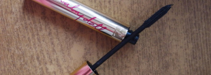 Тушь Yves Saint Laurent Baby Doll Luxurious Mascara For A False Lash Effect 01 black