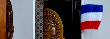 Необычный аромат Experimentum Crucis Etat Libre d'Orange