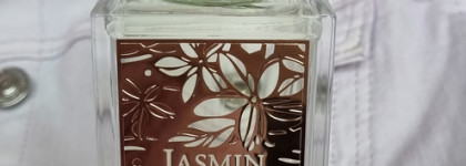 Аромат весеннего сада Lancome Jasmin D'eau