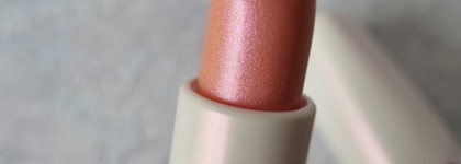 Назад в прошлое с бальзамом для губ Vivienne Sabo Aura 02