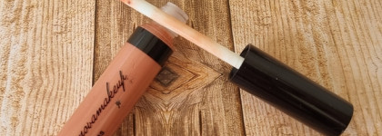 Лучшее: нежные поцелуи с блесками Romanovamakeup