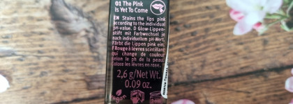 Милый котенок в облике дракона: Essence Pink is the new Black color changing lip glow