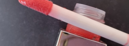Знаменитый блеск для губ Dior Addict Lip Maximizer в оттенке 019 Shimmer Peach