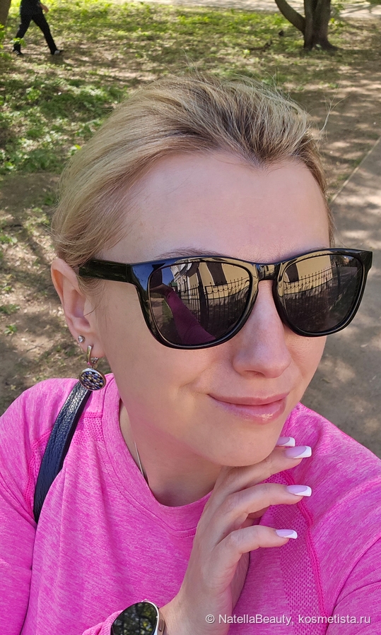 В макияже