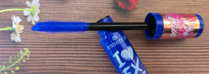 Васильковые ресницы с тушью Essence I love Extreme Blue crazy volume mascara ultra blue