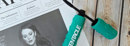 Летний вайб с влагостойкой тушью Love Generation Tentacle Water Resistant в оттенке Black