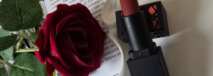 Red Week: мистическая помада Catrice Mystic Forest Lipstick C02 Dark Seduction