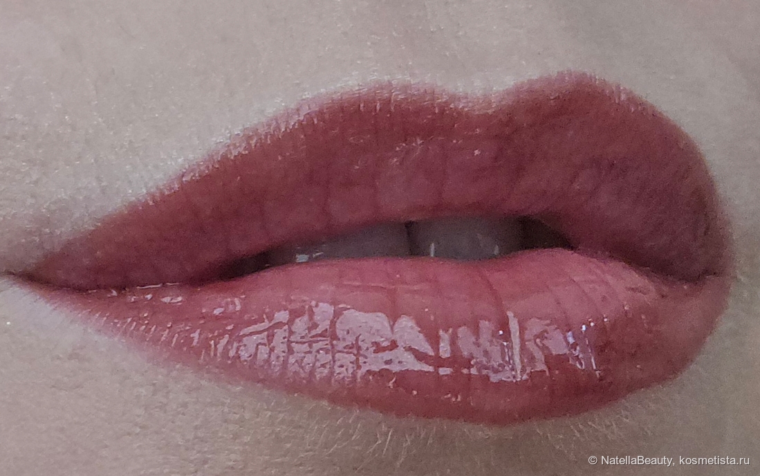 С карандашом Romanovamakeup Sweet Dreams