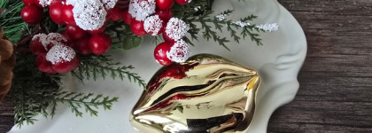 Новинка: Catrice Kiss & Glow Shimmer Lip Balm C01 Lust For Love