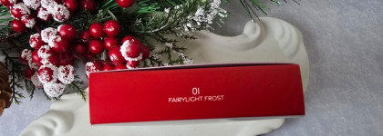 Сиять этой зимой с Kiko Milano Snow-Kissed Holiday Multi-Glow Highlighter 01 Fairylight Frost