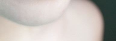 Помада- монстр: Lumene Natural Code Smile Booster в оттенке 22 Black Cherry