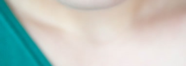 Помада- монстр: Lumene Natural Code Smile Booster в оттенке 22 Black Cherry