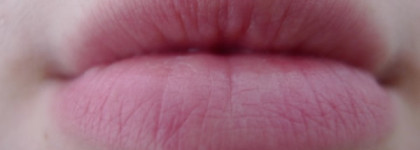 Любовь с первого взгляда: легендарная Givenchy Rouge Interdit Satin Irresistible Color Magic Lipstick 62 Noir Révélateur