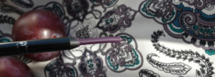 Сливовый каприз с Guerlain Le Stylo Yeux Cream Khol & Liner Waterproof в оттенке #03 Deep purple