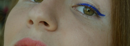 Электрический синий Pupa Vamp! Professional Liner в оттенке #301 Shoking Blue