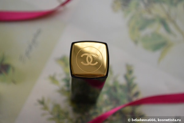 Необычная весна с Chanel Rouge Allure Velvet Luminous Matte Lip Colour #50 La Romanesque