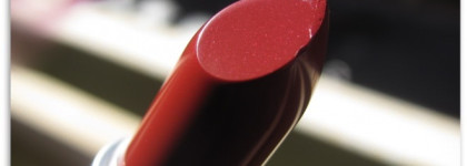 Помада Kiko из коллекции Neo Noir: Enigma Lipstick № 5 Magnetic Rust